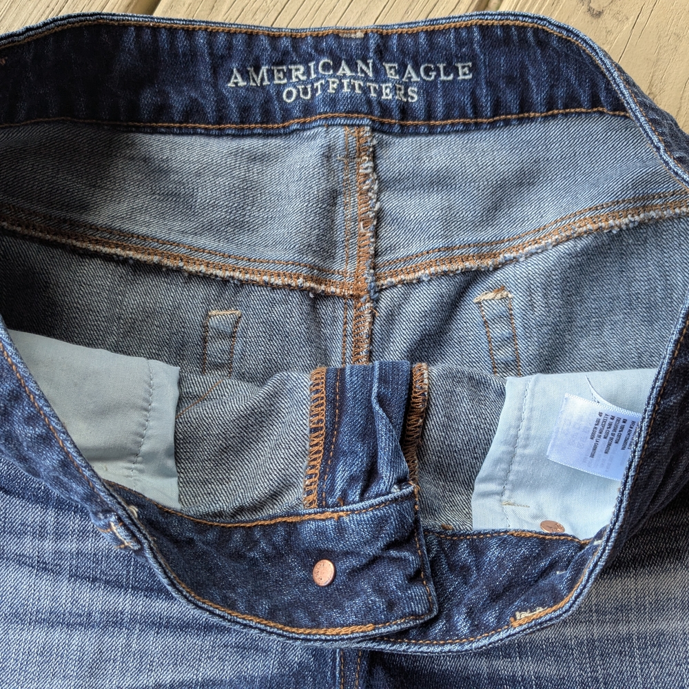 American Eagle Outfitters Blue Distressed Jean Shorts - Picture 4 of 5